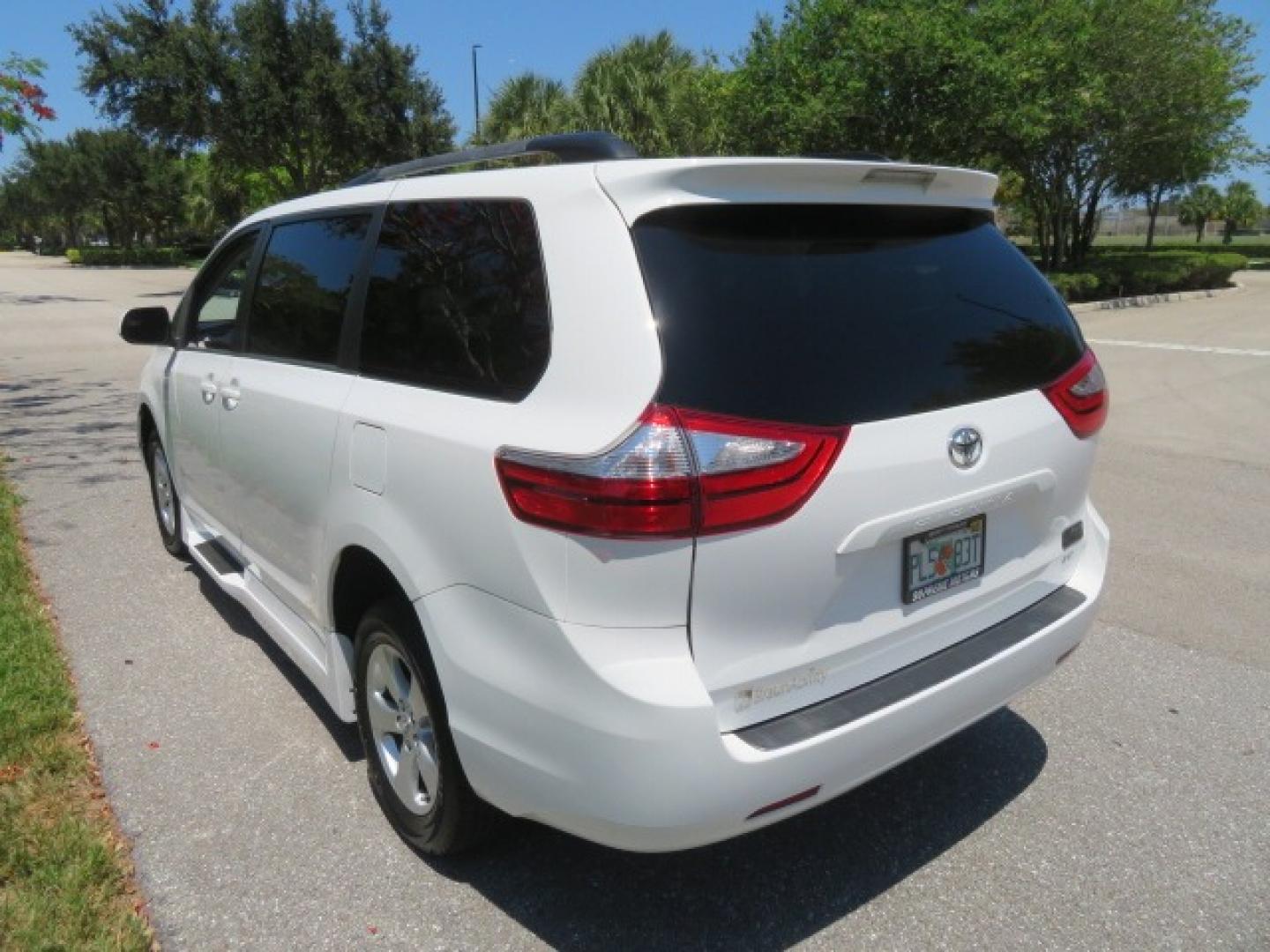 2016 White /Gray Toyota Sienna (5TDKK3DC8GS) , located at 4301 Oak Circle #19, Boca Raton, FL, 33431, (954) 561-2499, 26.388861, -80.084038 - You are looking at Gorgeous Low Mileage 2016 Toyota Sienna LE Braunability XT Handicap Van Wheelchair Van Conversion Van with 26K Original Miles, Power Side Entry Ramp with Kneeling Van Function, Passenger Side Quick Lock System (same as ez lock), Quick Release Front Seats, Floor with L Tracks, Leat - Photo#23